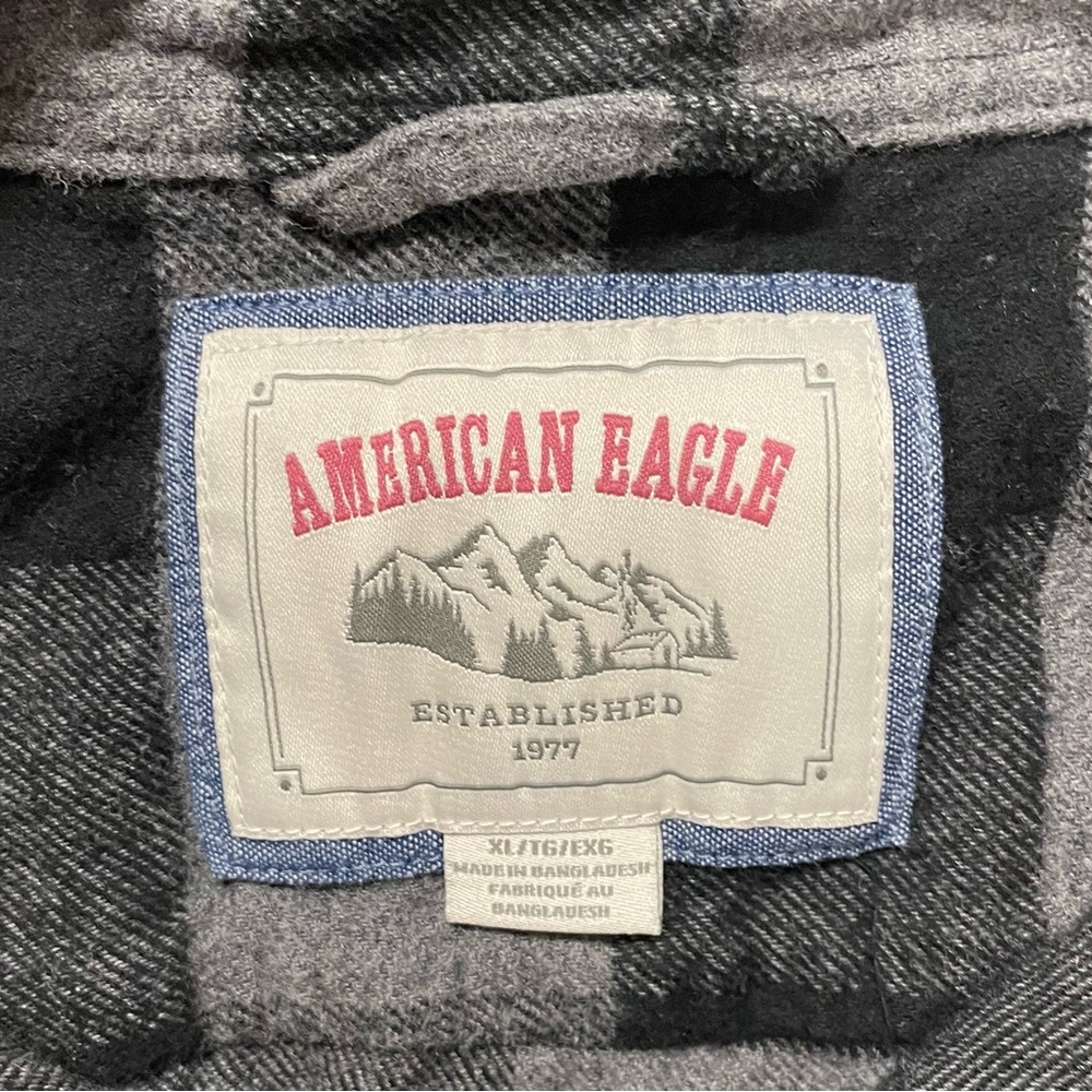 American Eagle Plaid Button Down - image 3